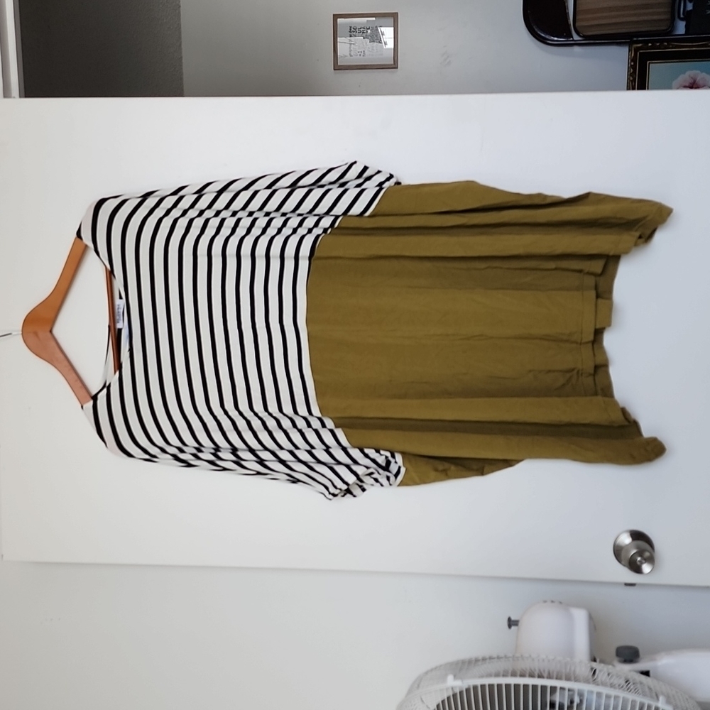 Matt Bruening Nala batwing one size dress